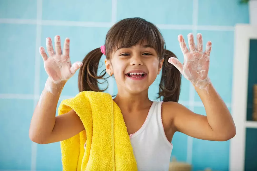 Händewaschen zur Vorbeugung von Wurminfektionen