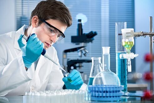 Führen Sie Tests zur Identifizierung von Parasiten durch
